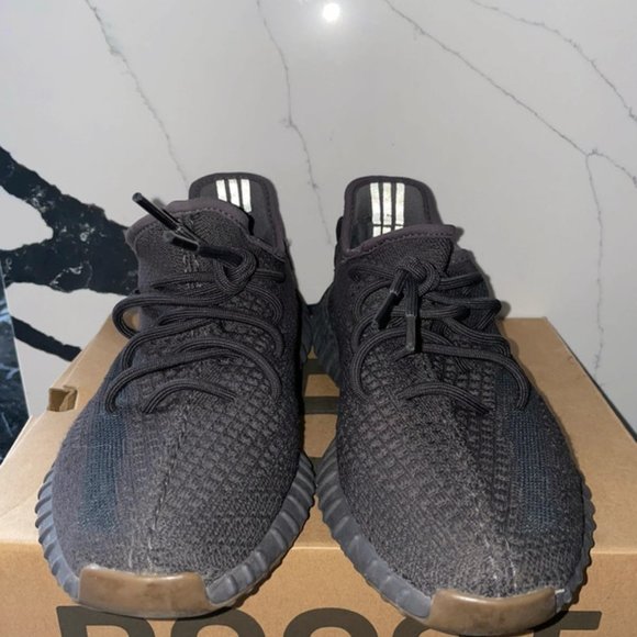 Yeezy 350 Cinder main image 6